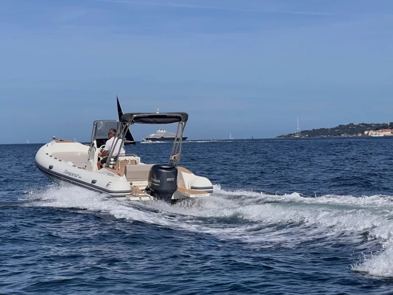 Uthyrning RIB i Port Grimaud - Capelli CAPELLI 700 TEMPEST OPEN