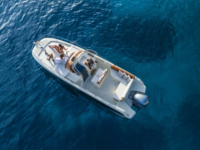 Motorbåt  för uthyrning Cogolin till det bästa priset 