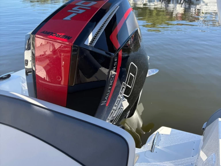 Hyra RIB med eller utan skeppare Lomac Saint-Florent 