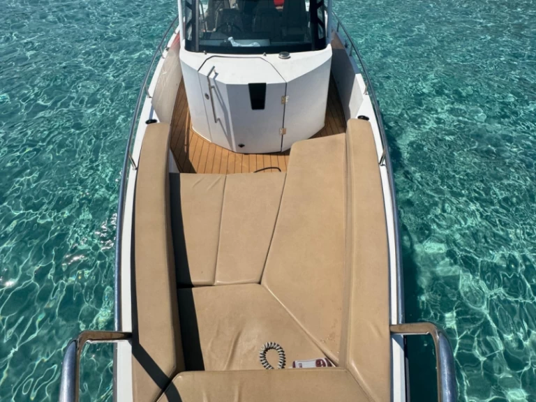 Hyra Motorbåt  med eller utan skeppare Axopar 28 T-TOP Can Picafort 