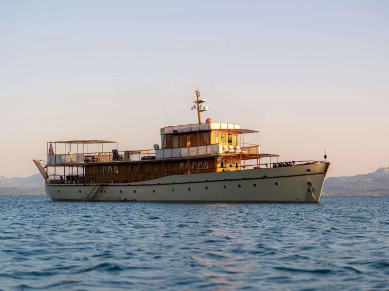 Hyra Lyx yacht med eller utan skeppare  Cannes 