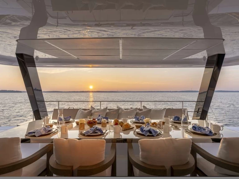 Hyra Lyx yacht med eller utan skeppare Sunreef Brittiska Jungfruöarna 