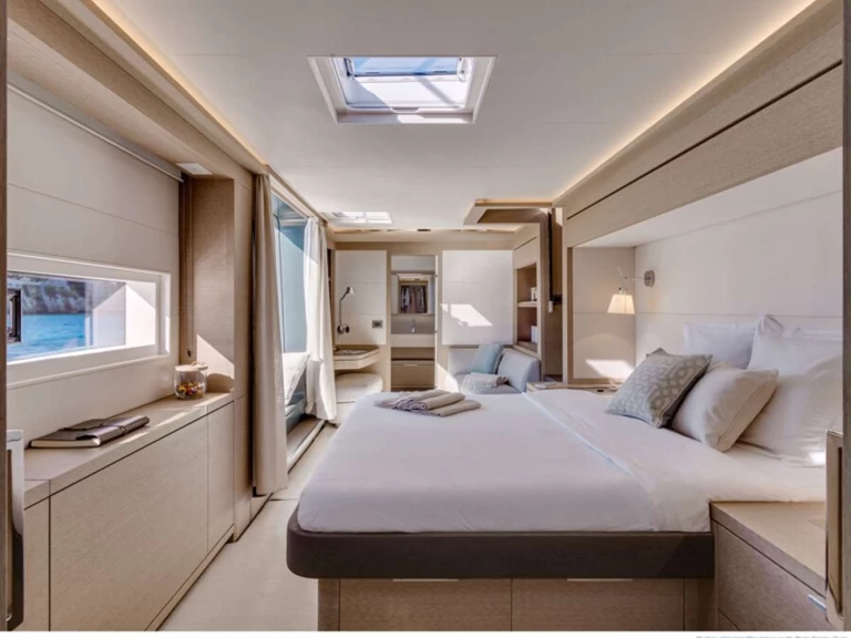 Lagoon JANS FELINE charter bareboat eller skeppad i Brittiska Jungfruöarna