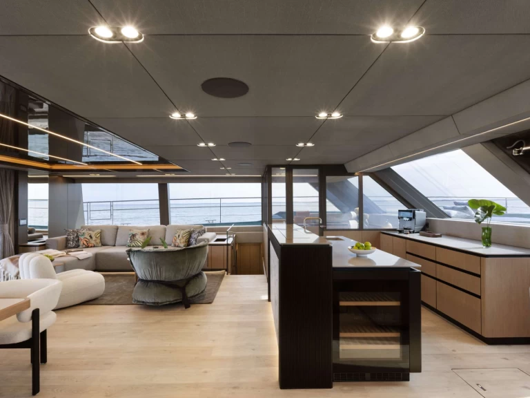 Lyx yacht för uthyrning Olbia till det bästa priset 