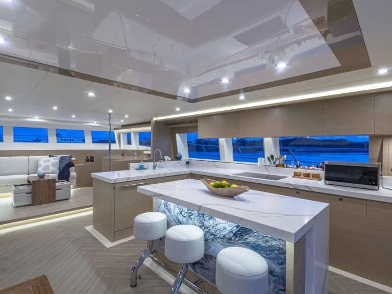 Yacht charter Tortola billig OMAKASE
