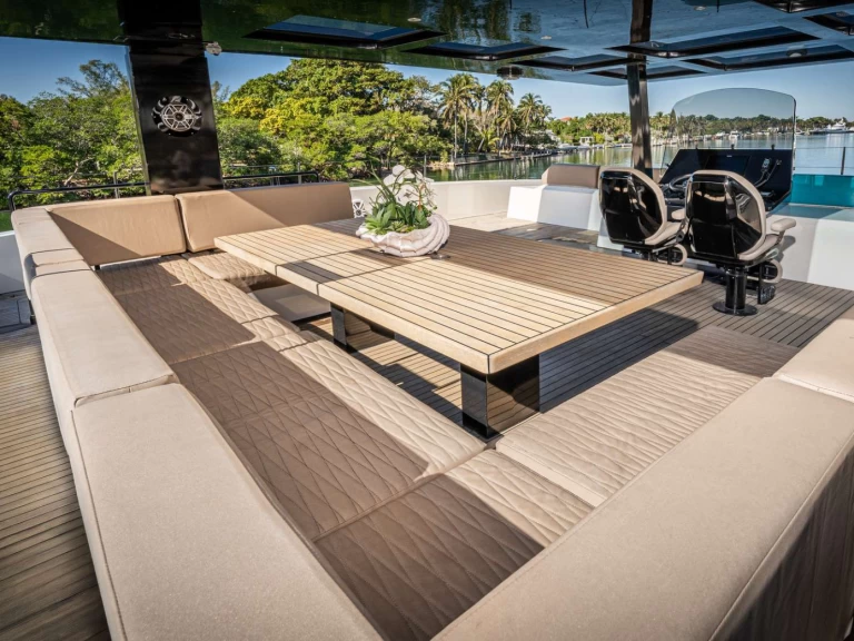 Yacht charter Miami  billig ISLAND MAJESTY