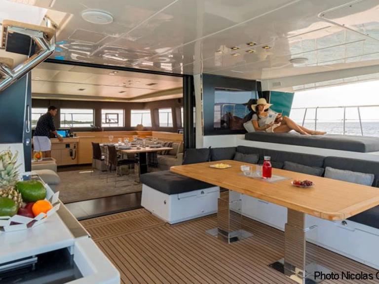 Hyra Lyx yacht med eller utan skeppare Lagoon Piraeus 