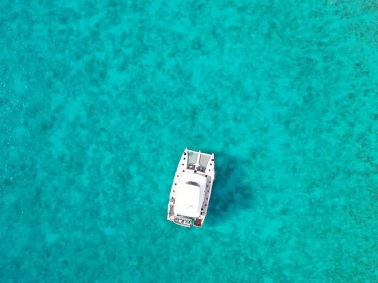 Uthyrning Lyx yacht i Brittiska Jungfruöarna - Lagoon JAN'S FELION