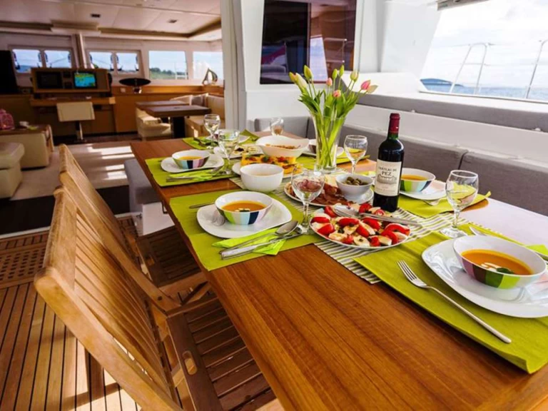 Uthyrning Palermo - Lagoon BLUE DESTINY av Samboat 