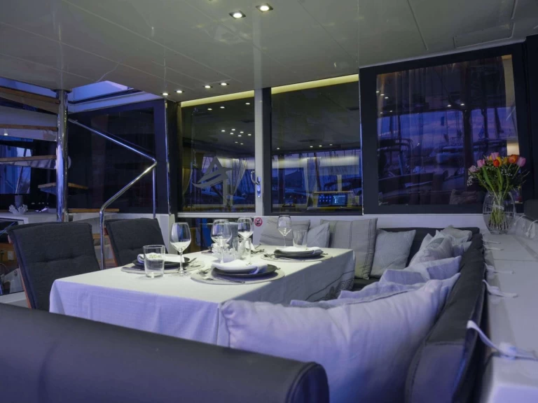 Uthyrning Lyx yacht i Mykonos (ostrov) - Lagoon AURA