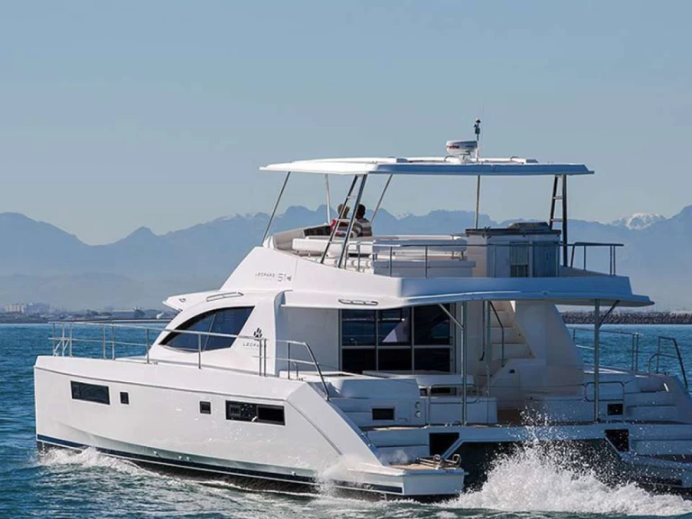 Leopard SOMEWHERE HOT charter bareboat eller skeppad i Brittiska Jungfruöarna