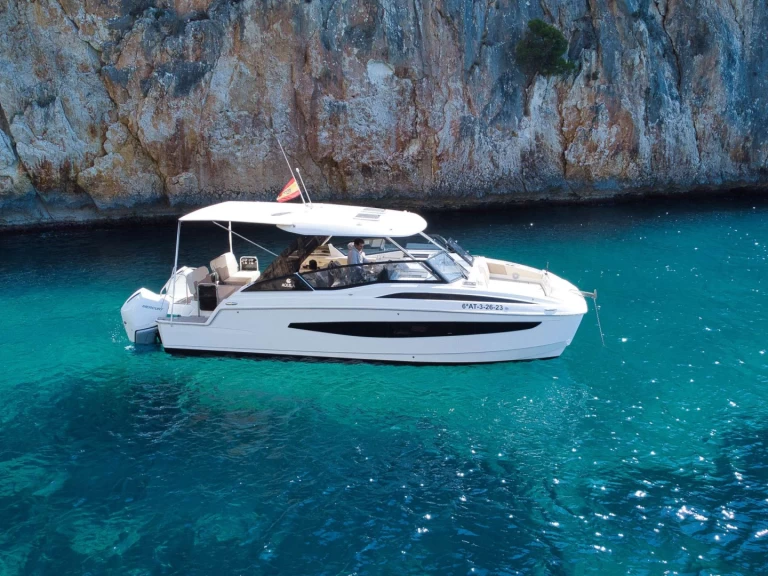 Lyx yacht för uthyrning Ibiza  till det bästa priset 