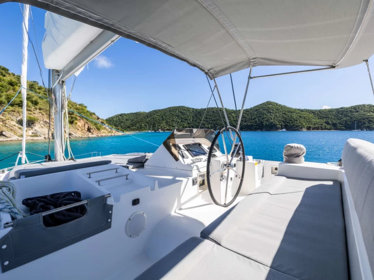 Lyx yacht för uthyrning Brittiska Jungfruöarna till det bästa priset 
