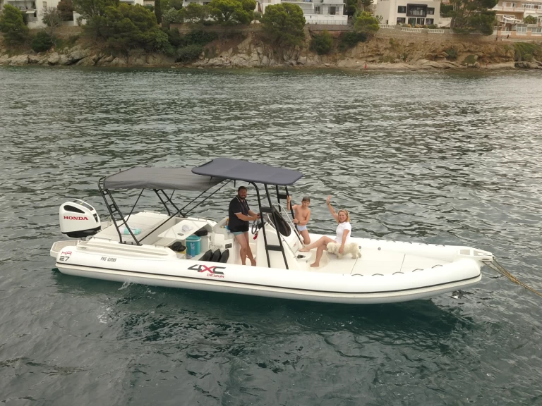 Hyra RIB med eller utan skeppare 4XC Roses 