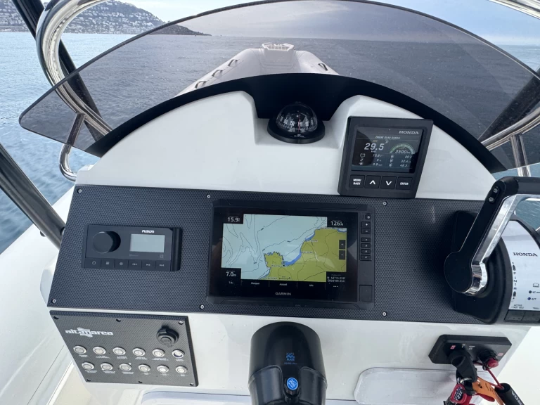 Hyr en 4XC HA27 Roses 