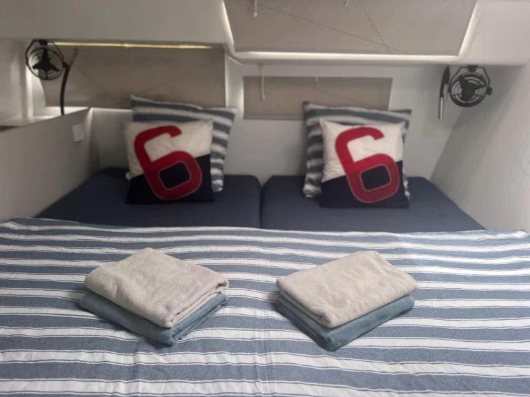 Hyra Katamaran  med eller utan skeppare ORC Lavrio 