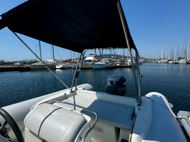 Båtuthyrning Lomac Lomac 760 IN i Sète på Samboat 