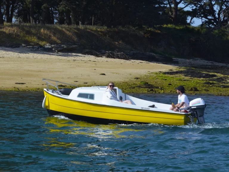 Yacht charter Arradon billig MEHNIR 475