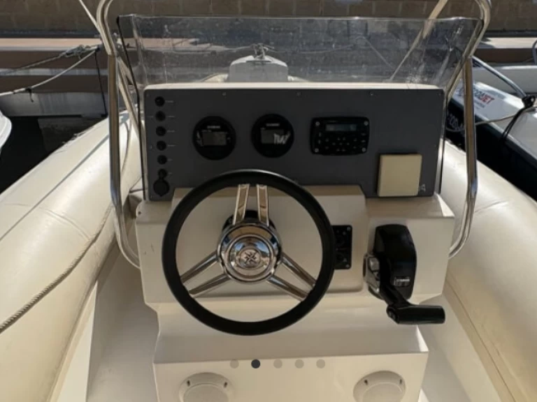 RIB för uthyrning Villajoyosa till det bästa priset 