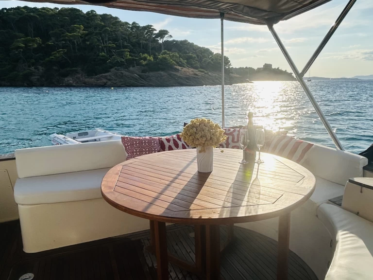 Yacht charter Bormes-les-Mimosas billig Mystic 39