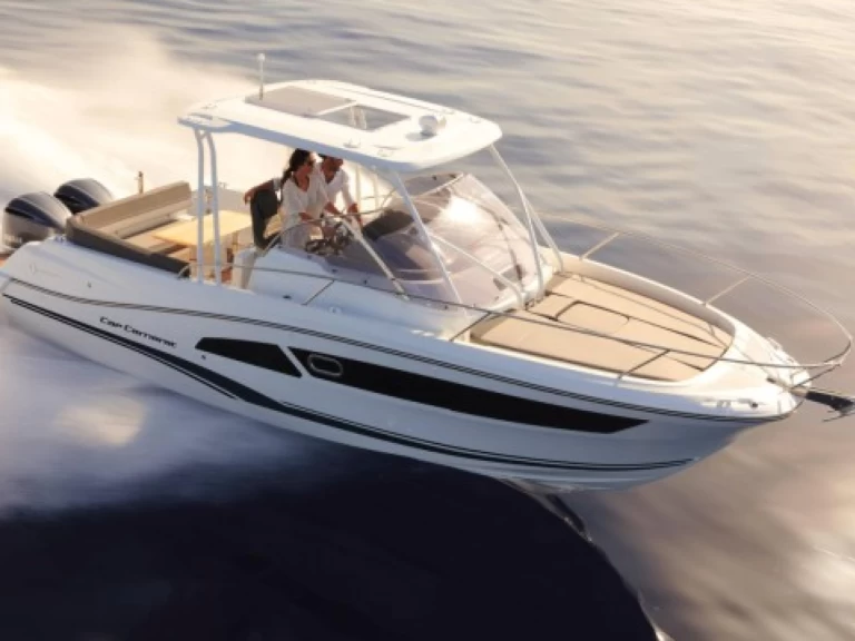 Hyr en Jeanneau Cap Camarat 9.0 WA Roses 