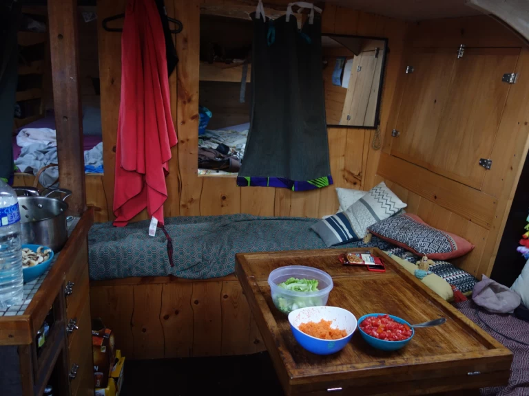 Uthyrning Segelbåt  Herbulot med en båtlicens 