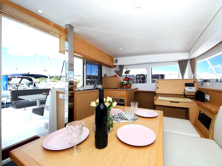 Uthyrning Nea Peramos - Lagoon Lagoon 39 av Samboat 