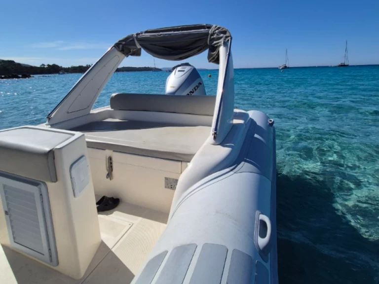 RIB för uthyrning Hyeres till det bästa priset 