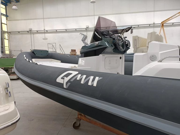 Uthyrning RIB i Isola Vulcano - Qmax 26 Juniorboat 