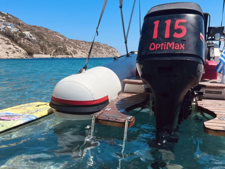 Hyra RIB med eller utan skeppare Hnc Káto Goúves 