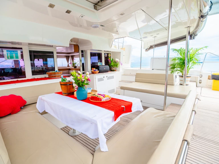Yacht charter Ao Chalong billig Lagoon 450 F