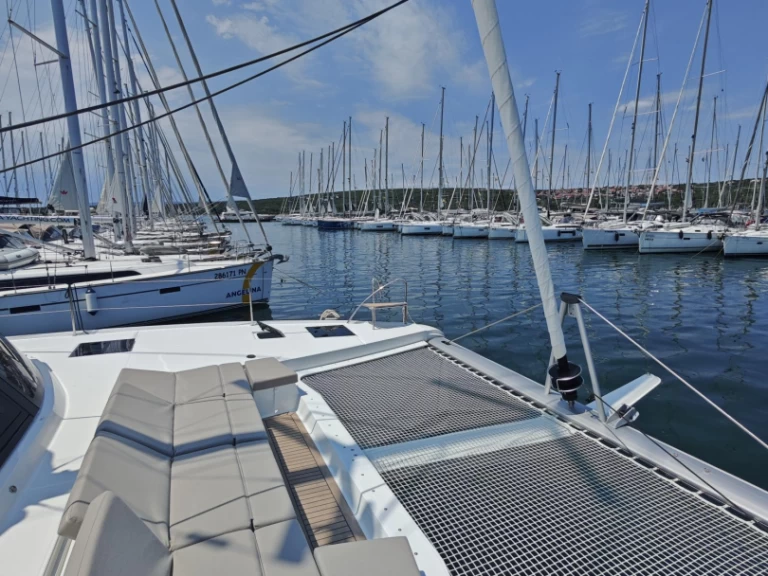 Båtuthyrning Fountaine Pajot Elba 45 i Punat på Samboat 