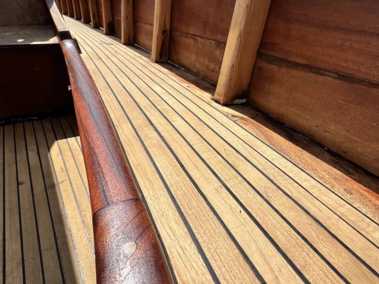 Hyra Segelbåt  med eller utan skeppare Cantiere Di Pinto Antonio Sant Antoni de Portmany 