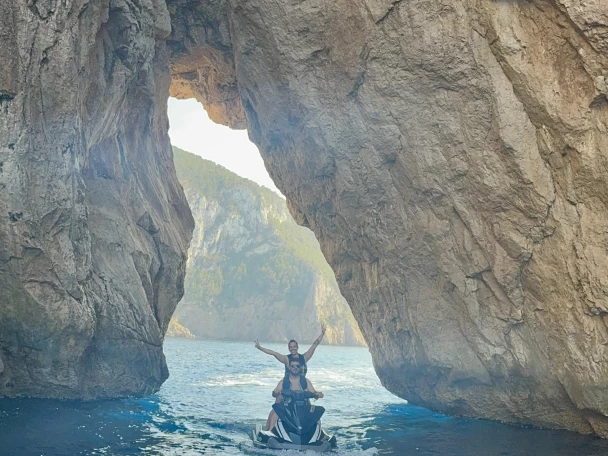 Uthyrning Jet ski Yamaha med en båtlicens 