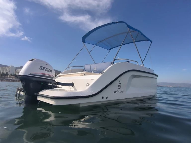 Yacht charter Puerto Marina Benalmadena billig 18