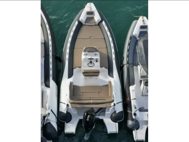 Hyra RIB med eller utan skeppare Master Sète 