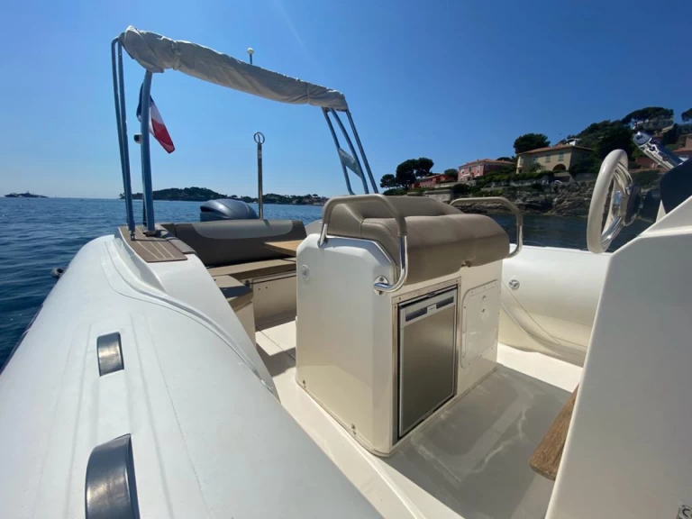 Uthyrning Antibes - Capelli Tempest 775 av Samboat 
