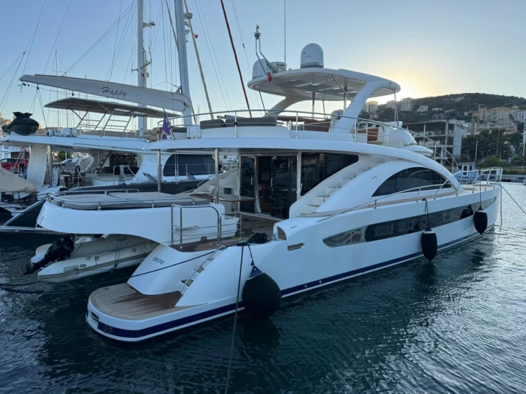 Hyra Motorbåt  med eller utan skeppare VG Port Hercule 