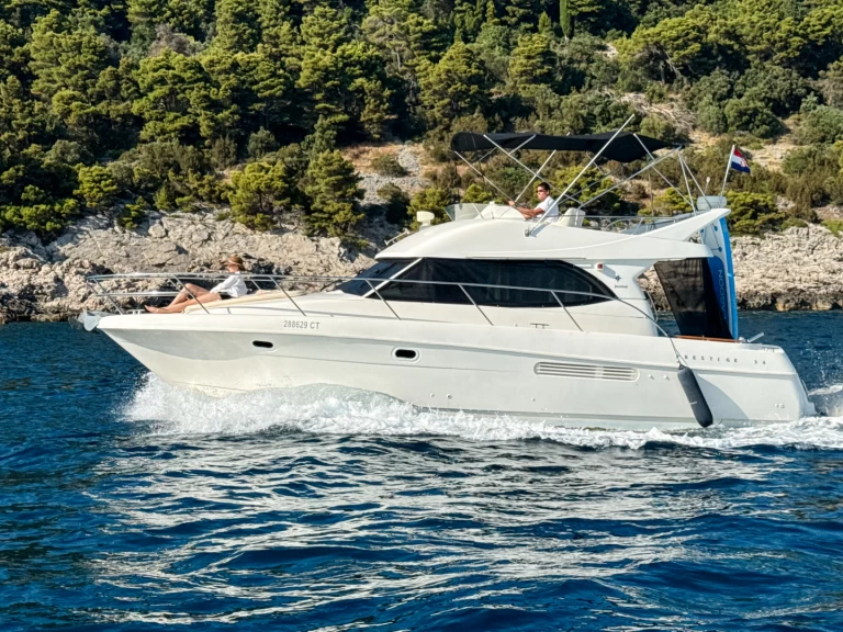 Uthyrning Dubrovnik - Jeanneau Prestige 36 Fly av Samboat 