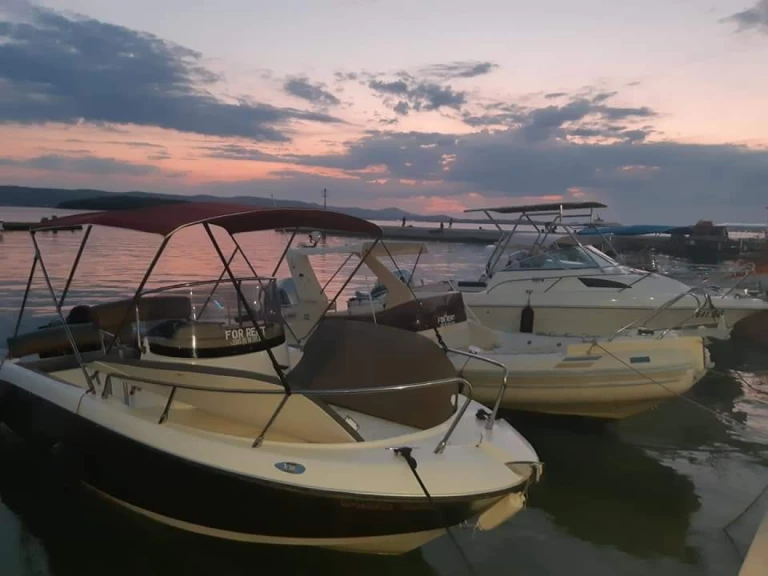 Yacht charter Biograd Na Moru billig 20 DECK