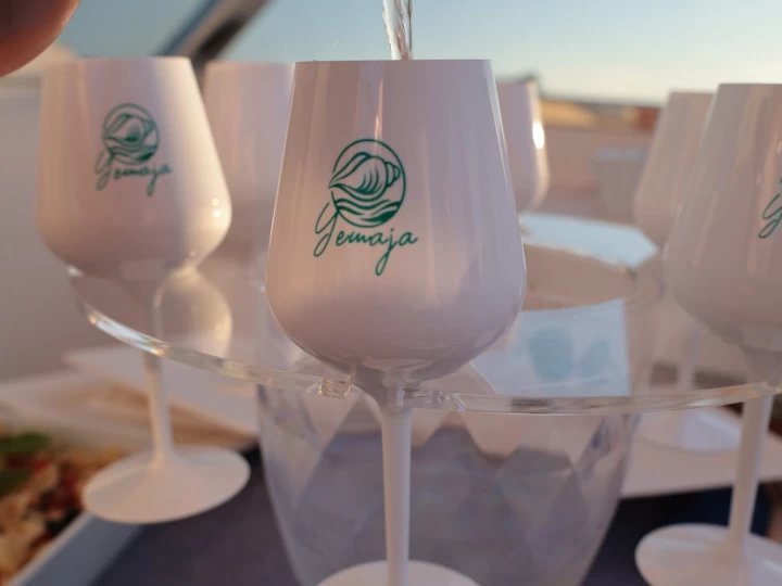 Yacht charter Porto Cesareo billig Squalo 40