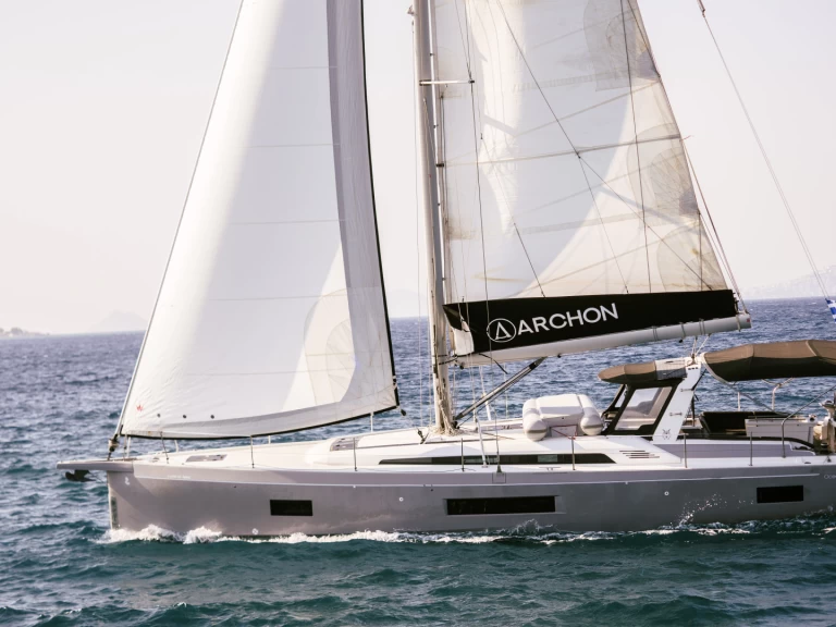 Bénéteau Oceanis 51.1 charter bareboat eller skeppad i Kos 