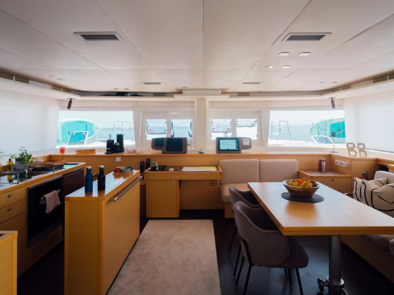 Hyra Lyx yacht med eller utan skeppare Lagoon Split  