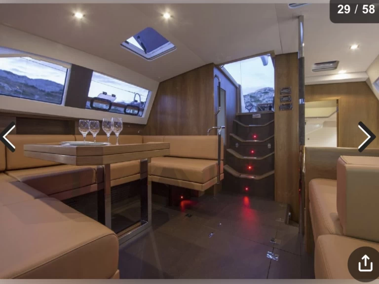 Segelbåt  för uthyrning Durrës District till det bästa priset 