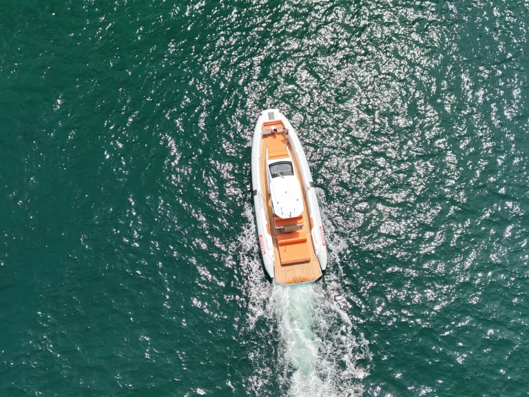 Uthyrning Neapel - Pirelli 42 EFB av Samboat 