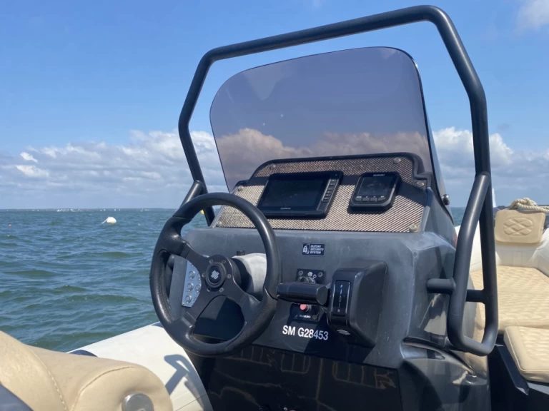 RIB för uthyrning Arcachon till det bästa priset 