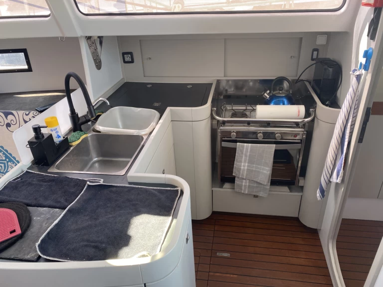 Yacht charter Port de Sitges Aiguadolç billig RM 1060