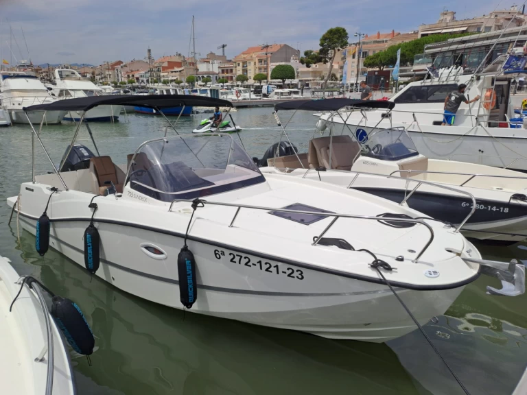 Båtuthyrning Quicksilver Activ 755 Sundeck i Cambrils på Samboat 