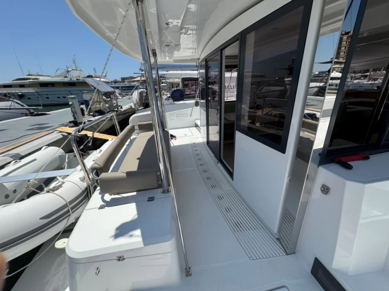 Yacht charter Palma de Mallorca billig Bali Catsmart