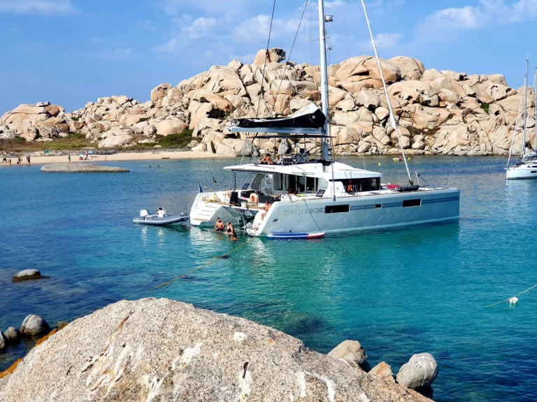 Yacht charter Ajaccio billig Lagoon 52 F